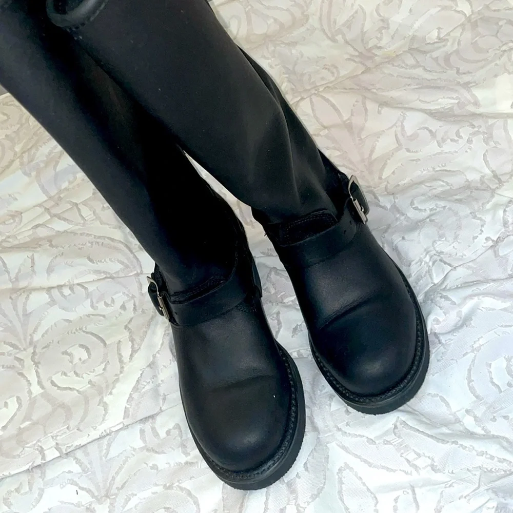 Frye Boot - Picture 5 of 8